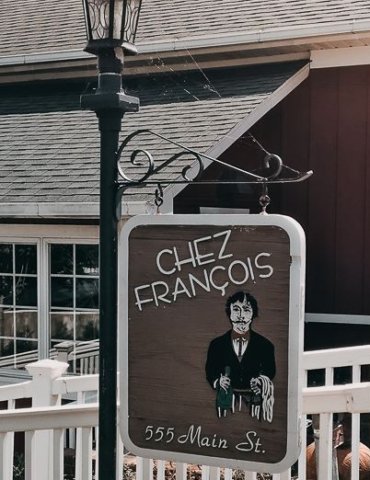 red chez francois building in vermilion ohio
