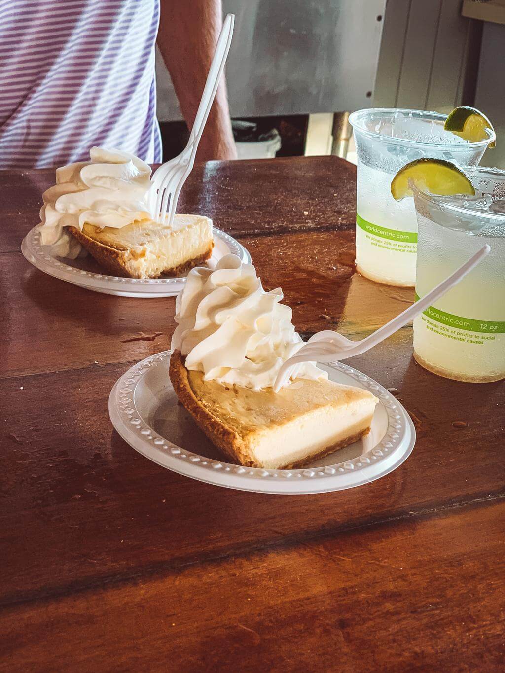 Delicious Key Lime Pie at Skinney Legs