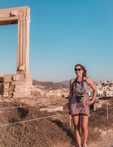 Girl in dress standing near Temple of Apollo on Naxos - 2022 New Year's Goals